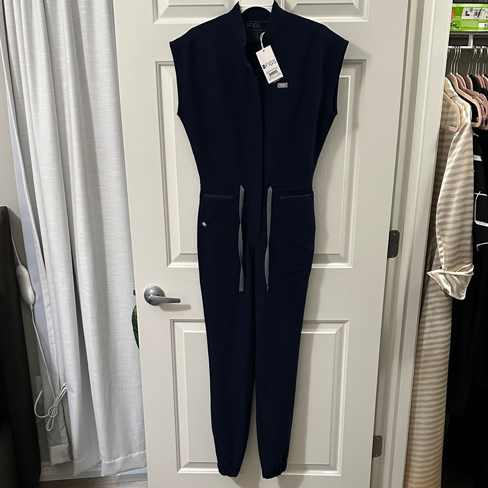 Figs Rafaela Cargo Scrub  Jumpsuit NWT XXS